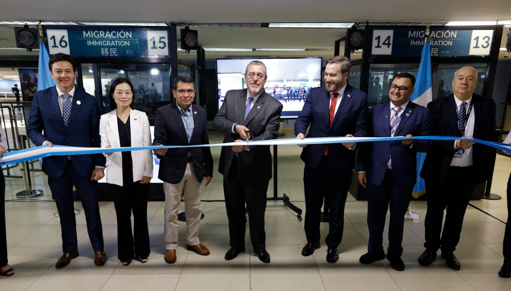 Presidente inaugura módulos de control migratorio./Foto: Álex Jacinto.