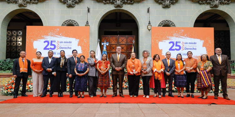 Gobierno fortalece atención a mujeres con más CAIMUS, nuevas Unidades de Género y protocolos contra acoso. (Foto: Álex Jacinto)