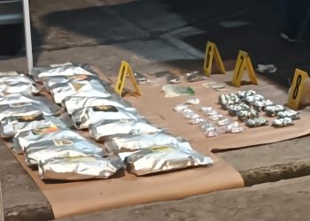 Las drogas las transportaban en un taxi pirata en jurisdicción de Mixco.