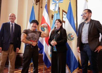 La ministra de Cultura y Deportes, Liwy Grazioso, anunció el Festival de Paradeportivo con la participación de 500 atletas.