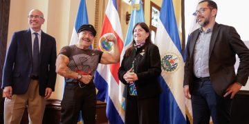 La ministra de Cultura y Deportes, Liwy Grazioso, anunció el Festival de Paradeportivo con la participación de 500 atletas.