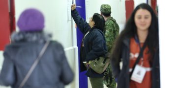 Gana el "No" en el referendo impulsado por el presidente Noboa. / Foto: Consejo Nacional Electoral de Ecuador.