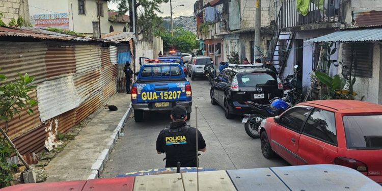 PNC realiza allanamientos en busca de los reos fugados de Fraijanes II. / Foto: PNC.