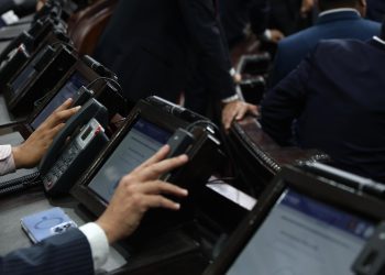 Mayoría en el Congreso vota a favor de aceptar el veto presidencial. / Foto: Congreso de la República.
