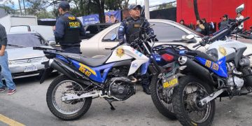 Seguridad en el Estadio el Trébol por encuentro Guatemala y Panamá.