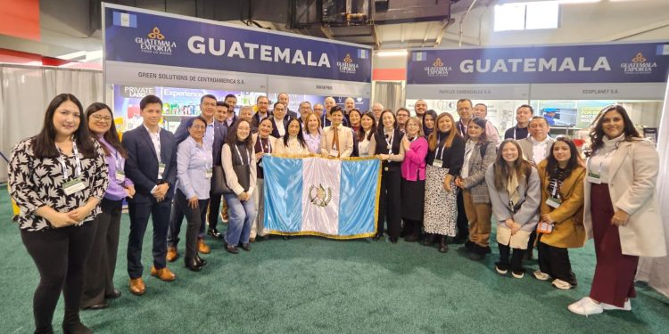 Guatemala exhibe variedad de productos en la feria PLMA Chicago 2025