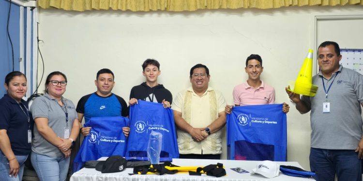 Fortalecen trabajo comunitario a través de la capacitación de promotores municipales