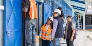 Durante una reciente jornada de supervisión, la directora de la UCEE, Flor Palencia, realizó una visita al establecimiento junto a un equipo técnico especializado. / Foto: UCEE