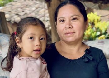 Pisos de cemento favorecen a familias de San Jacinto, Chiquimula./Mides.