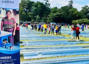 Entrega de insumos esenciales beneficia a más de mil 800 familias zacapanecas./Foto: Mides.