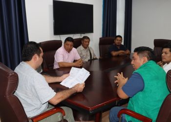 Fortaleciendo la seguridad en el mercado antiguo de Santa Elena, Petén