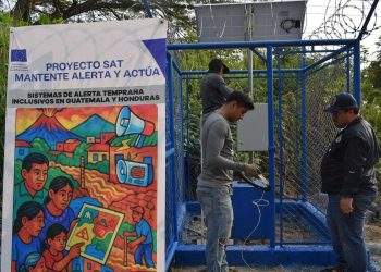 Insivumeh instala estación hidrológica en Retalhuleu./Foto: Insivumeh.