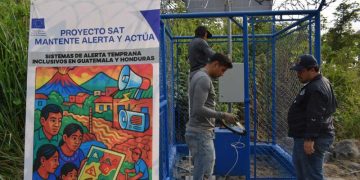 Insivumeh instala estación hidrológica en Retalhuleu./Foto: Insivumeh.