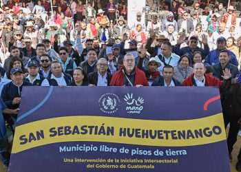 El presidente Bernardo Arévalo declara a San Sebastián Huehuetenango como el quinto municipio libre de pisos de tierra.