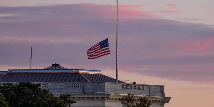 El Senado de EE. UU. logró un acuerdo que allana el camino para concluir el cierre del gobierno más largo de la historia.