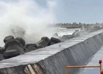 La República de China (Taiwán) se alista ante la inminente llegada del tifón Fung-wong, por lo que elevó sus niveles de alerta y ordenó evacuaciones.