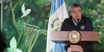 Presidente Bernardo Arévalo en La Ronda, en Alta Verapaz. / Foto: Dickéns Zamora.