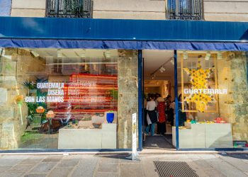 Convocatoria abierta: ¡Participá en Guatemala diseña con las manos! Cada hilo, cada trazo y cada diseño cuentan una historia que nace del talento guatemalteco.