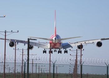 Más de dos mil vuelos cancelados en EE.UU. en un día por el cierre del Gobierno.