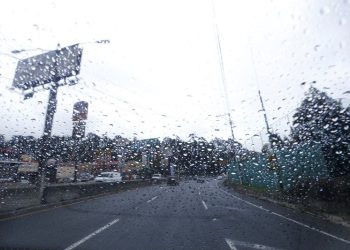 Las lluvias y lloviznas seguirán este fin de semana en el país. / Foto: archivo DCA.