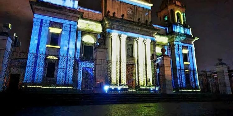 El mapping estimula el sentimiento de ilusión y armonía de la temporada de fin de año. / Foto: archivo AGN.