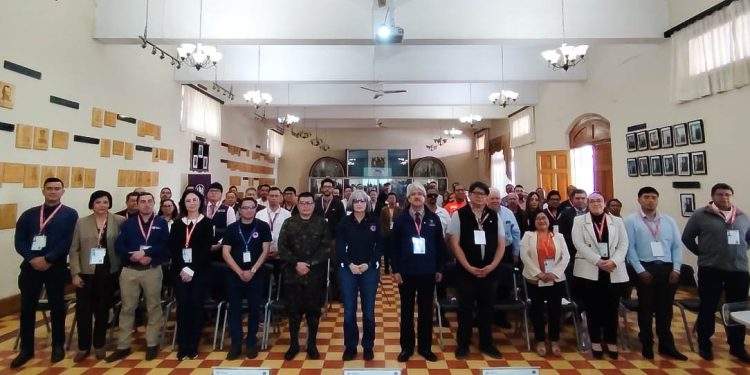 Destacan compromiso interinstitucional durante la acreditación de la Codred del departamento de Guatemala