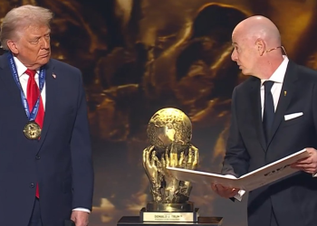 Donald Trump recibe el premio FIFA de la Paz