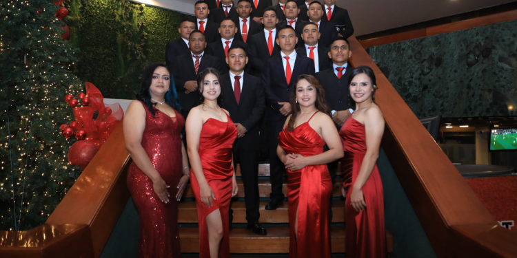 Las autoridades enfatizaron que la aviación policial se ha convertido en una herramienta clave para optimizar misiones de seguridad, vigilancia y apoyo. / Mingob