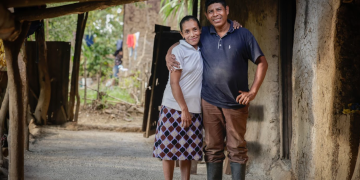 Mano a Mano alcanza los 50 mil pisos de tierra este miércoles. / Foto: Dickéns Zamora.