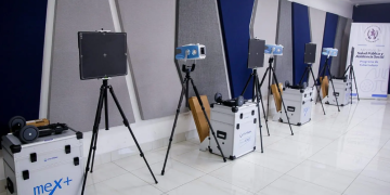 Guatemala refuerza la lucha contra la tuberculosis con nuevos equipos móviles de rayos X. (Foto: MSPAS)