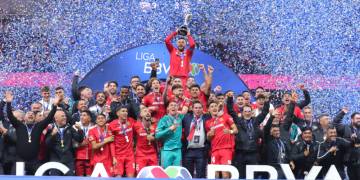 Toluca empata en títulos de Liga MX a las Chivas del Guadalajara