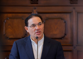 Ministro de Gobernación en conferencia de prensa. / Foto: Gilber García