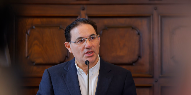 Ministro de Gobernación en conferencia de prensa. / Foto: Gilber García