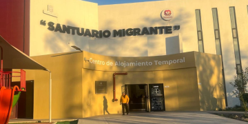 Consulado brinda asistencia a connacionales migrantes en albergue en Tijuana, México