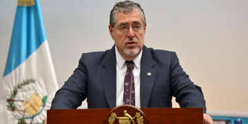 Presidente Bernardo Arévalo en la ronda. / Foto: Álvaro Interiano