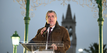 25 para el 25 incluye obras de varios autores latinoamericanos. / Foto: Gobierno de Guatemala.