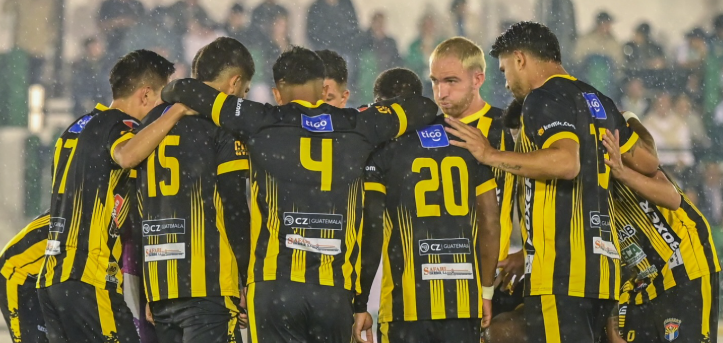 Aurora se despide del Apertura 2025 con la frente en alto