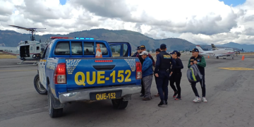 Las personas capturadas son requeridas por un juzgado de Guatemala y están sindicadas de los delitos de tráfico ilegal de personas, asociación ilícita y lavado de dinero u otros activos. / Foto: PNC.