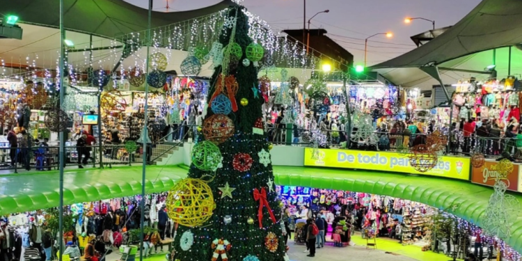 Plaza El Amate amplía horarios para las compras de fin de año