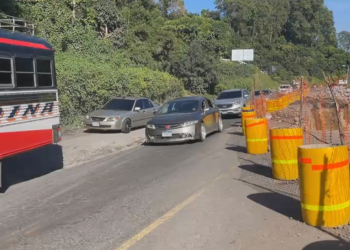 Se mantiene habilitado el paso en el kilómetro 194 de la ruta Cito-Zarco. / Foto: La Retalteca.