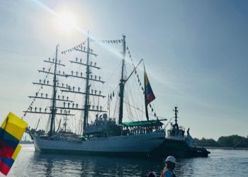 Puerto Quetzal recibe al Buque Escuela ARC “Gloria” de Colombia
