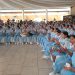 Integrantes de la segunda promoción de auxiliares de enfermería y familiares, durante el acto de graduación en la escuela de enfermería de Cuilapa.