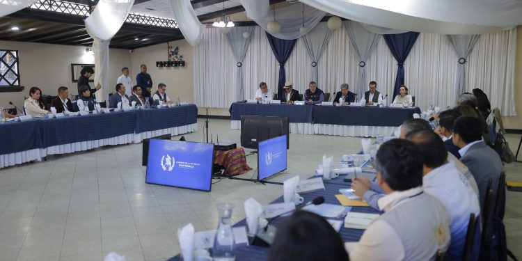 El proceso para la instalación de los gobiernos departamentales ha comenzado en cinco departamentos del país. / Foto: Álvaro Interiano.