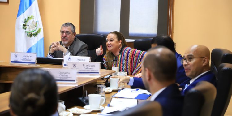 Programa de Salud Escolar benefició a más de un millón de estudiantes durante 2025