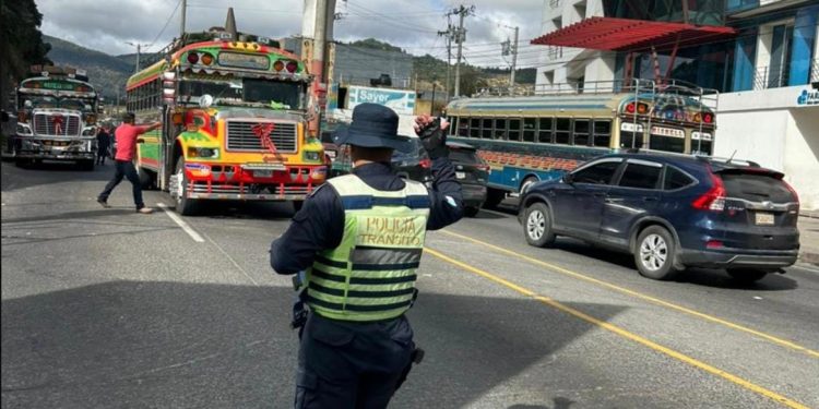 El incremento de operativos y sanciones busca disuadir conductas irresponsables y promover el respeto a la normativa vigente en todo el territorio nacional. / Foto: DT-PNC.
