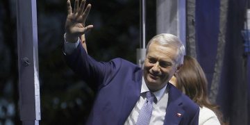 José Antonio Kast se convierte en el primer defensor de la dictadura de Pinocher en ganar las elecciones en Chile.