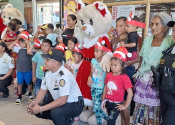Fortalecen el acercamiento comunitario con familias del vertedero municipal de San Felipe