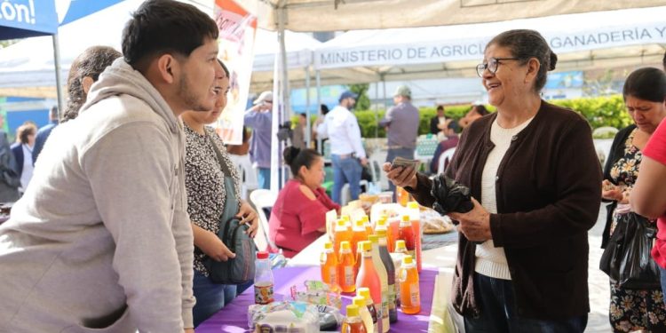 La Feria del Agricultor llega a Villa Nueva una vez más. / Foto: MAGA.
