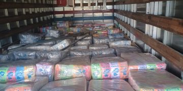 En uno de los camiones se localizó que se había reportada robada y cuyo destino era El Salvador.