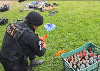 Localizaron una serie de objetos de alto poder destructivo y tecnología. / Foto: PNC